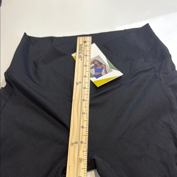 Halara Black Women's High-Waisted Crossover Leggings Size Small NWT - Picture 8 of 8